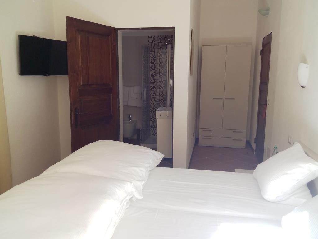 Casa Baroli B&B Cannobio Quarto foto